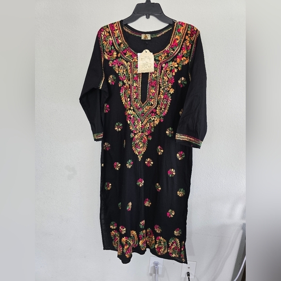 Ada Embroidered Floral Dress Womens XL Black Red Slits Flowy  Boho Art New - Picture 3 of 14